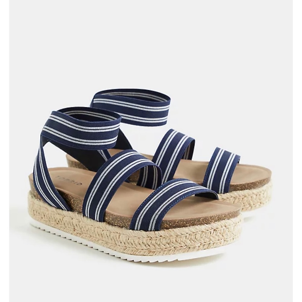 TORRID NAVY STRIPED ESPADRILLE FLATFORM (WW) 10.5